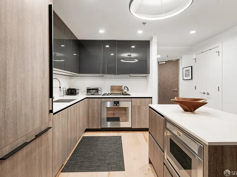 338 Main St #3H-L — Photo 5