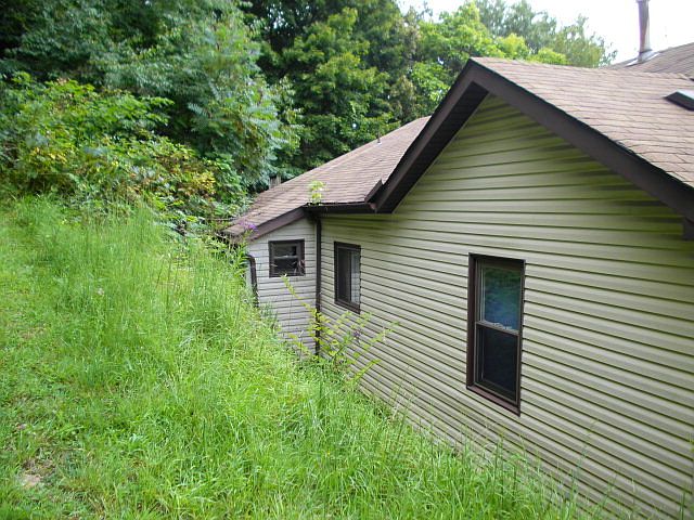 2nd image of 431 City Ave