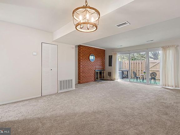 5th image of 128 King William St #128