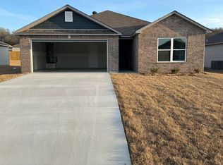 23 Curly Leaf Ln, Conway, AR 72032