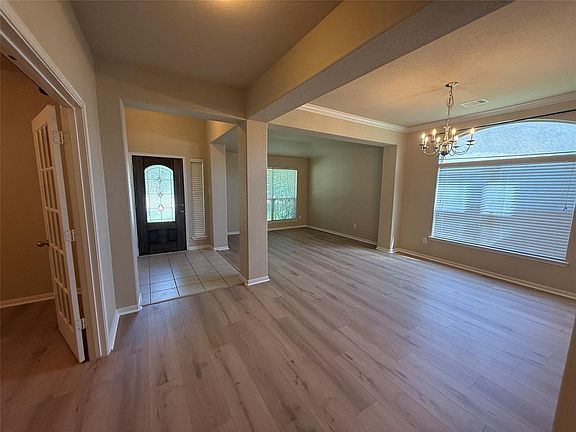 2nd image of 9923 Bronze Mill Ln