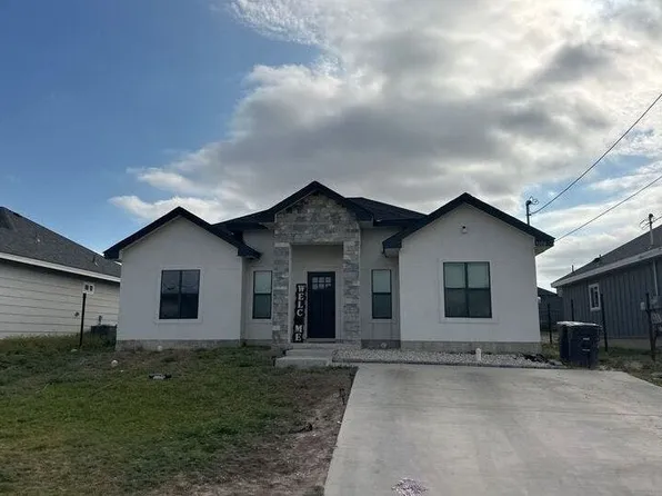 1098 Colon Ln, Eagle Pass, TX 78852