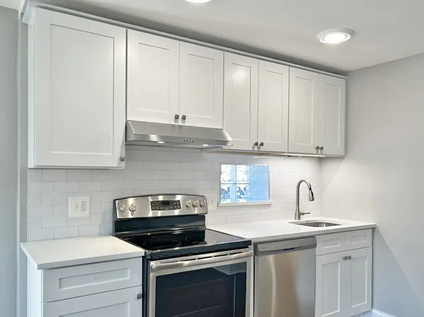 37 Rockford Ave., 37 Rockford Ave #16, Forest Park, IL 60130