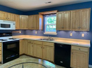 5903 Woodcreek Crossing Way, Crestwood, KY 40014