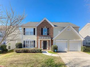 9931 Gray Dove Ct, Charlotte, NC 28216