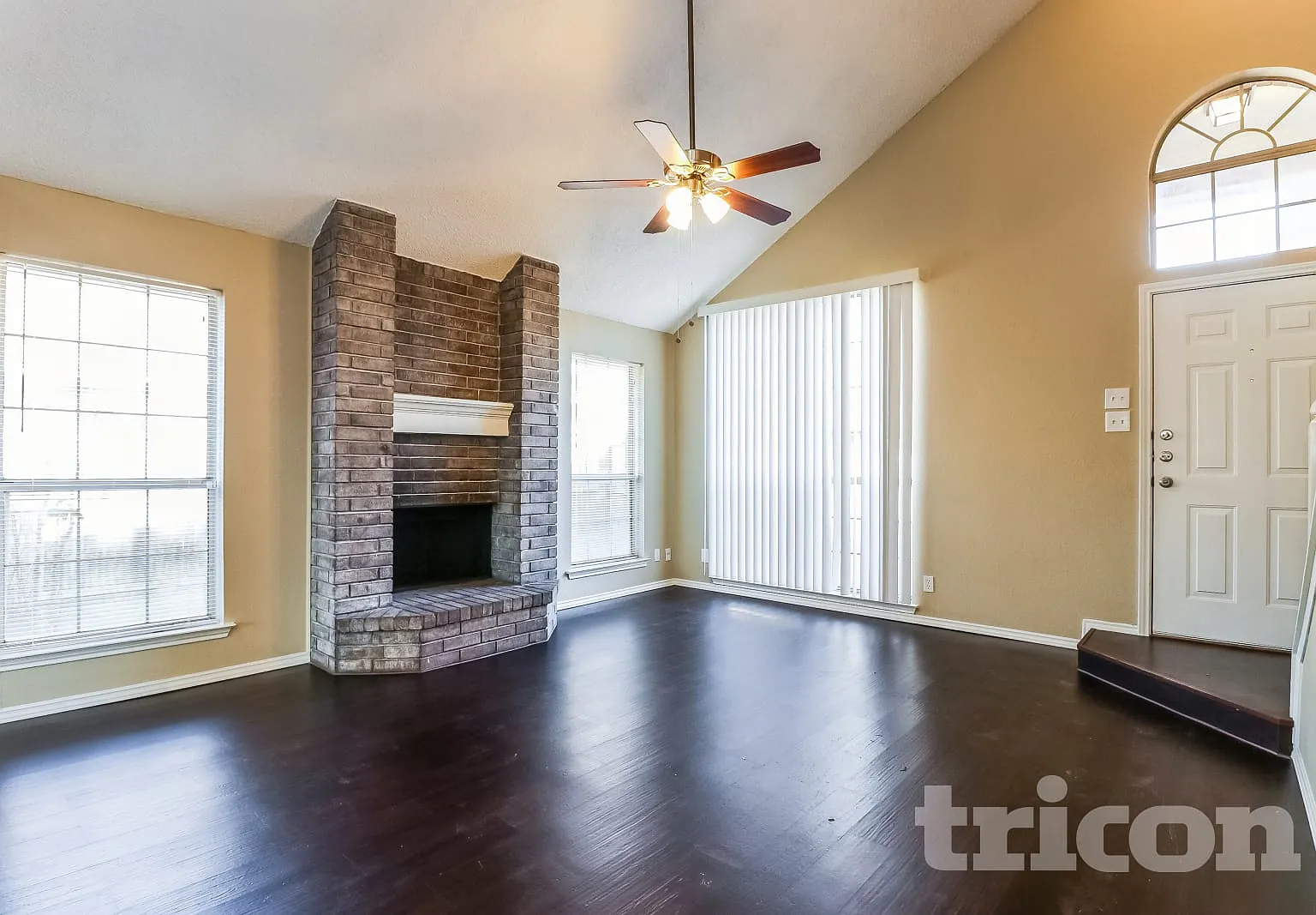 5242 Cornvalley Drive Arlington TX — Photo 3