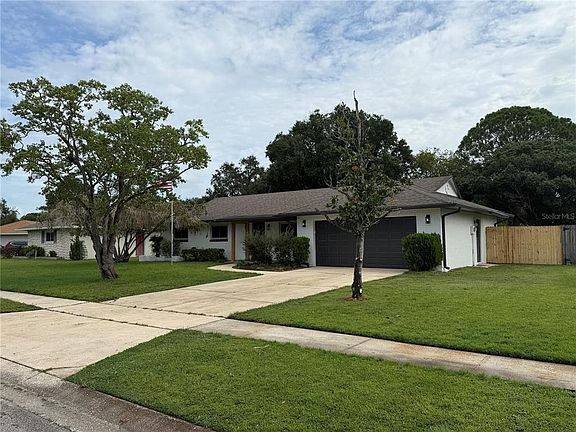 3rd image of 3915 PORT SIMBOR AVENUE
