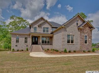 8119 Trail Meadow Dr SE, Owens Cross Roads, AL 35763