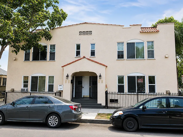 234 W 21st St #A — Photo 8