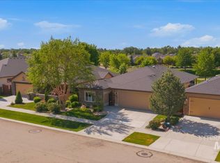 9699 W Wildbranch Dr, Star, ID 83669