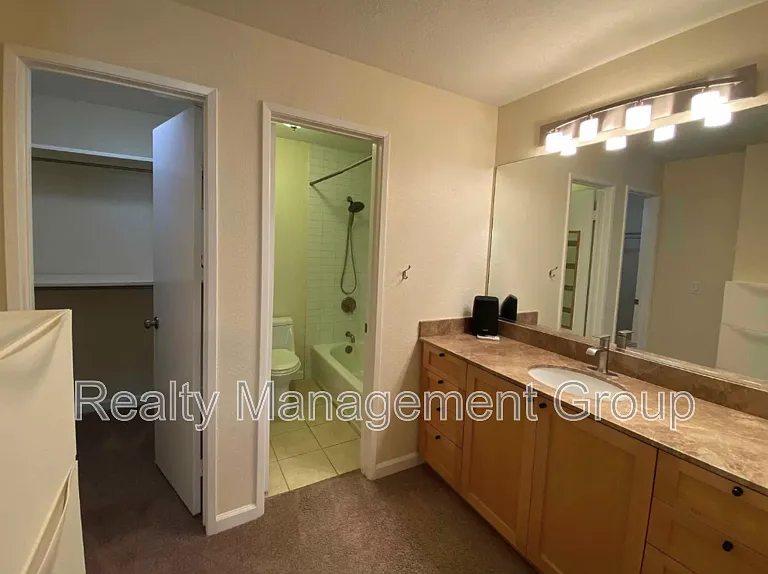 3520 Lebon Dr #5301 — Photo 15