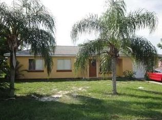 317 SW Tulip Blvd, Port Saint Lucie, FL 34953