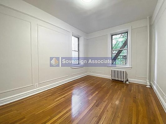 3rd image of 105 Pinehurst Ave #51A