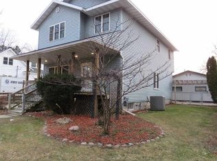 1548 W River Dr, Stevens Point, WI 54481