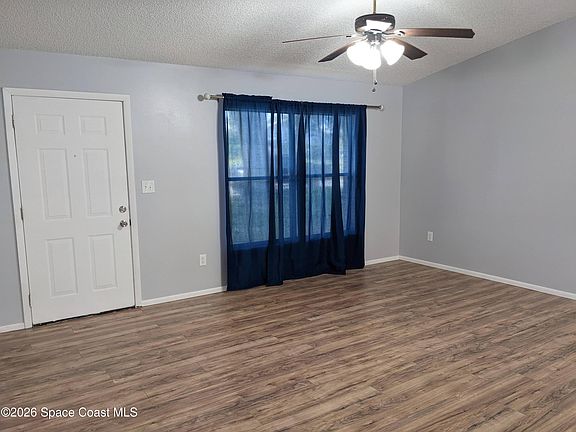 3rd image of 4895 Cocoanut Dr
