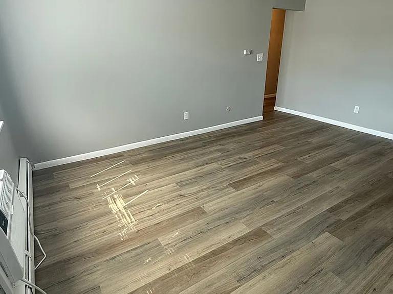 725 16th Ave — Photo 5