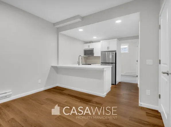 21103 25th Ave NW, Edmonton, AB