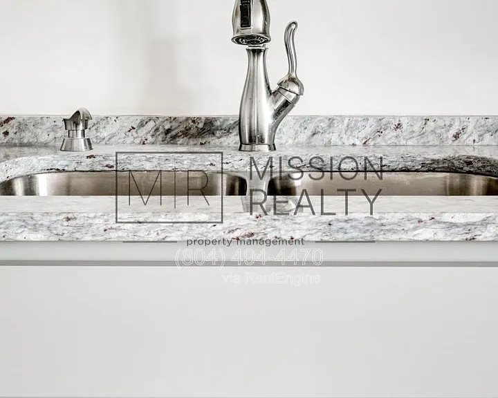14507 Hancock Towns Dr — Photo 43