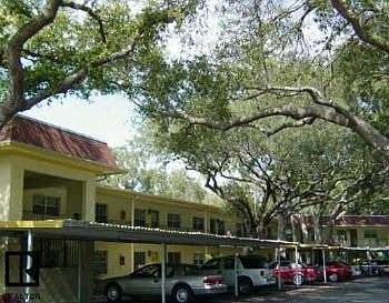 1st image of 820 Patricia Ave APT 206