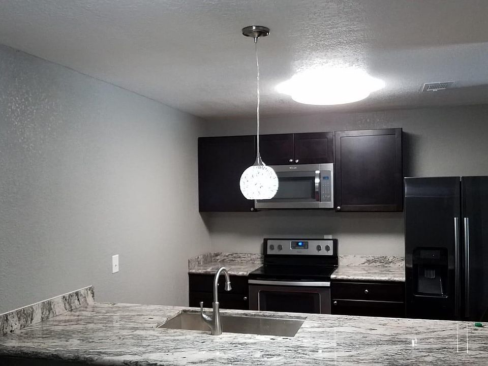 1st image of 4107 Medical Dr #4