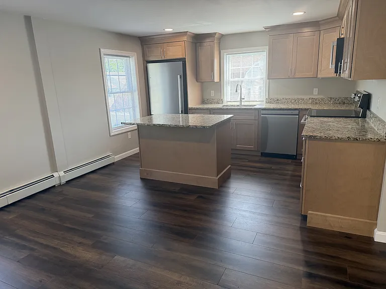24 Grand Ave #2 — Photo 13