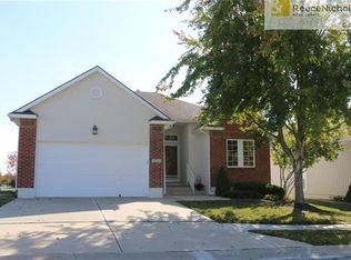 4833 SW Soldier Dr, Lees Summit, MO 64082