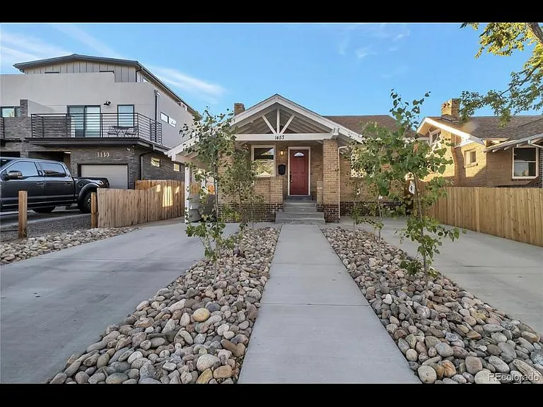 1457 Ivy St — Photo 6