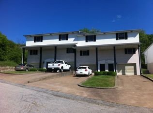 122 Florence Dr APT 2, New Stanton, PA