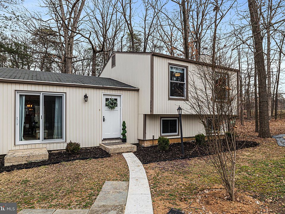 2236 Cocquina Dr, Reston, VA 20191 Zillow