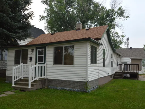 321 8th Ave SW, Aberdeen, SD 57401