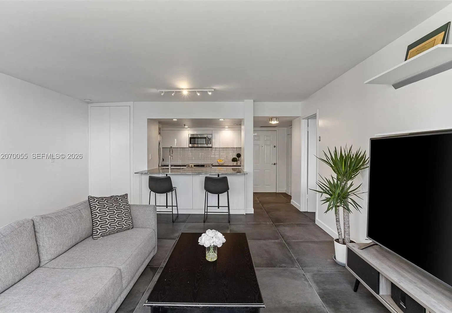Brickell Key Ii Condo — Photo 4