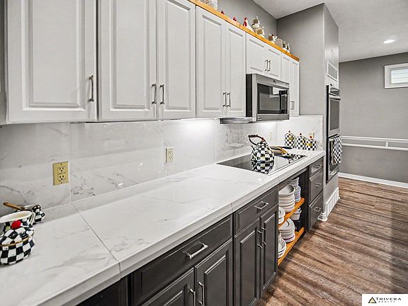 3rd image of 2948 Park Place Dr