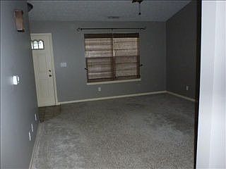 4th image of 73 Creekview Ln