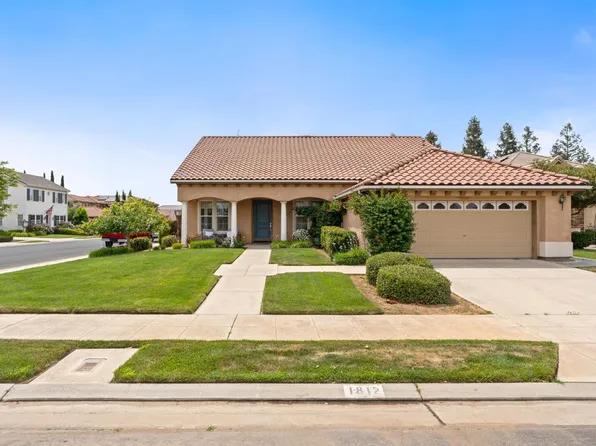 1812 N Graybark Ave, Clovis, CA 93619