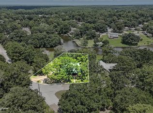 1526 Oldfield Dr, Gautier, MS 39553