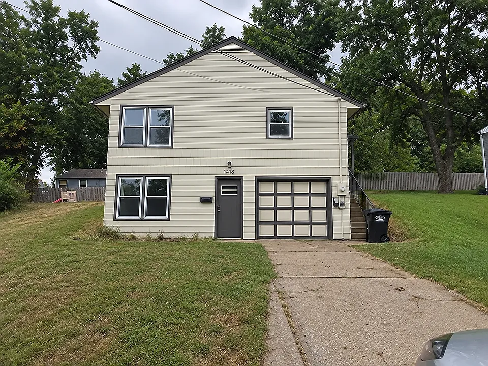 1418 W Waldo Ave