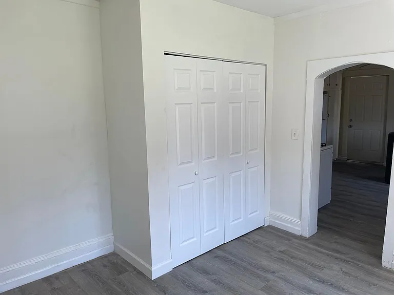 20 Diamond St #1R — Photo 5