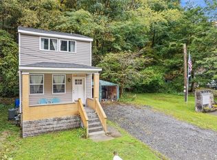 3364 Spring Garden Rd, Pittsburgh, PA 15212