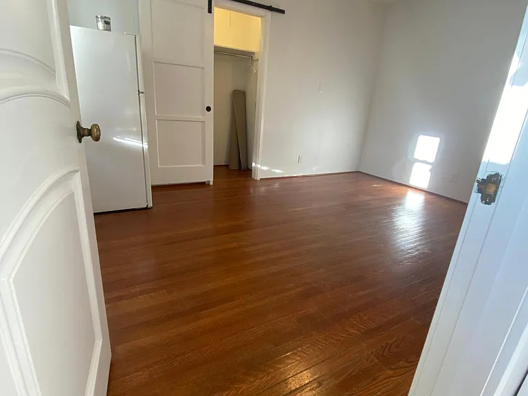 485 Lewis St — Photo 19