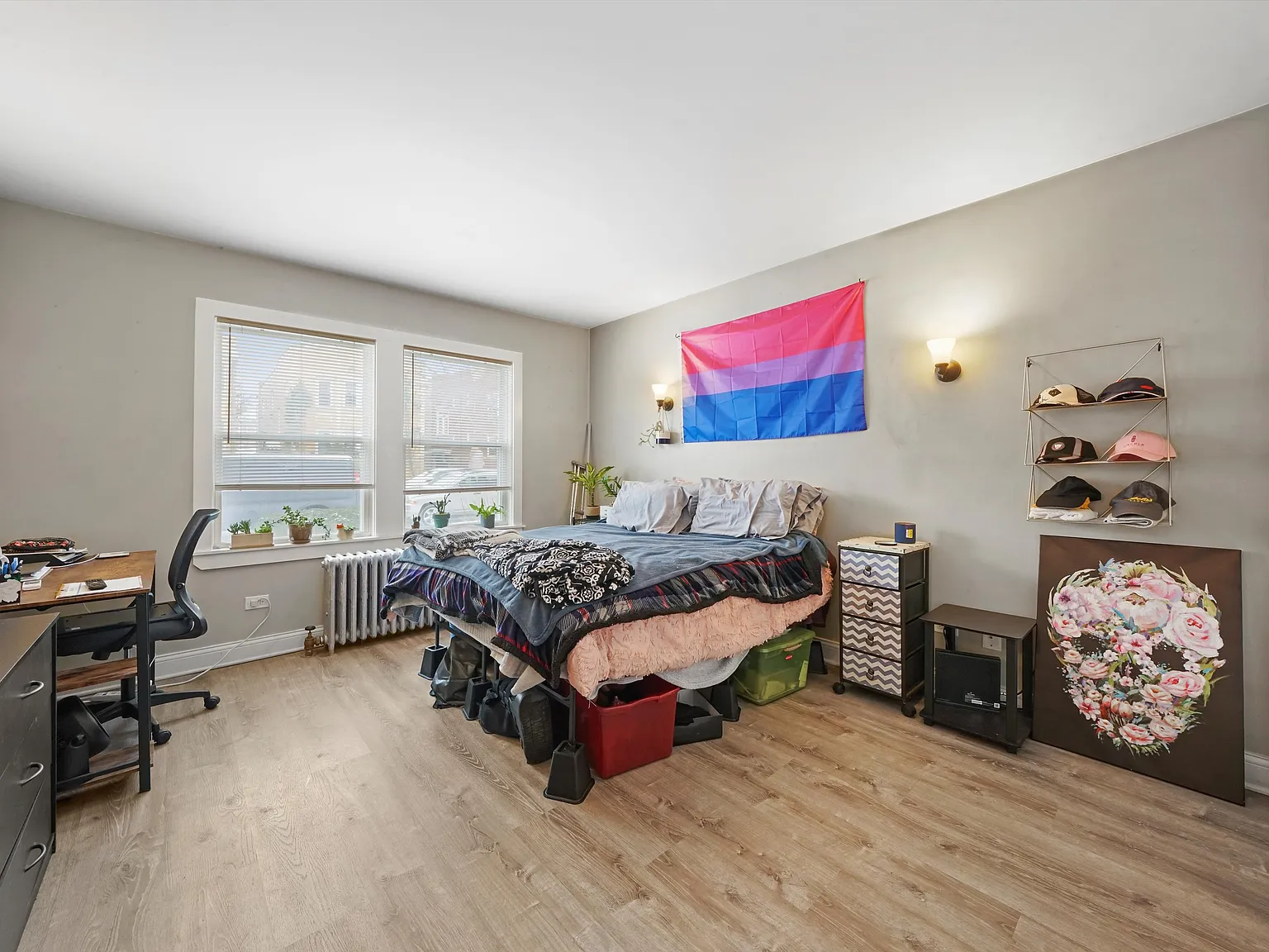 Recently Renovated, Bright Two Studio on Ground Floor! Heat and Water Included! — Photo 3