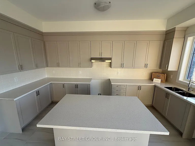 34 Nanhai Ave — Photo 8