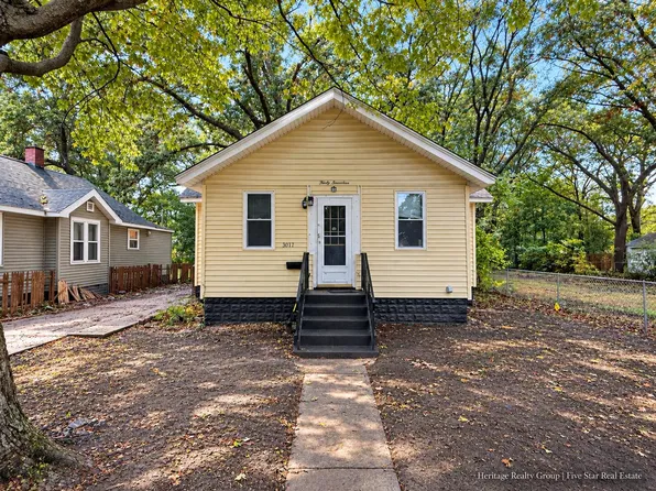 3017 Waalkes St, Muskegon Heights, MI 49444
