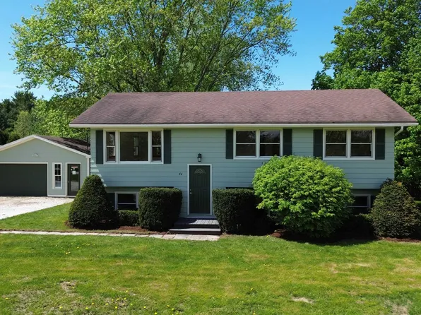 44 Turquoise Road, Shelburne, VT 05482