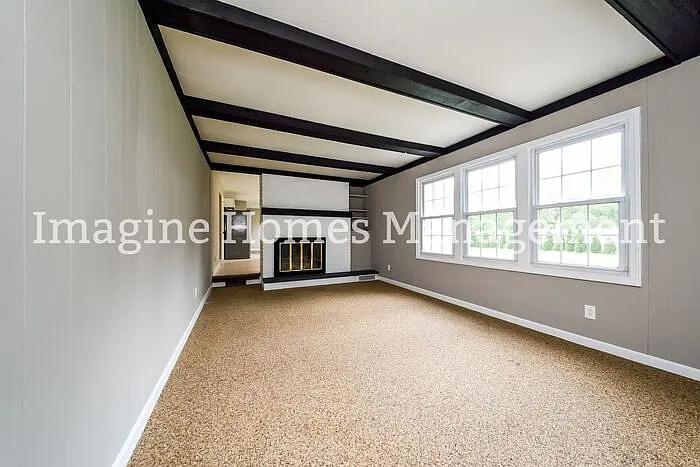2351 Columbia Rd — Photo 15
