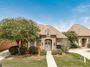 10421 Hill Pointe Ave, Baton Rouge, LA 70810