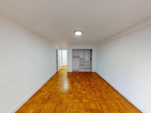 141 East 89th Street image 10 of 17