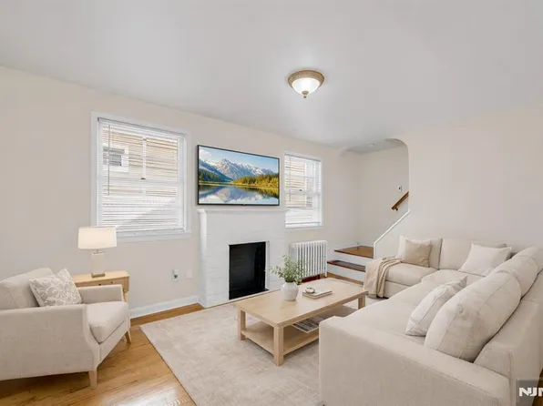 255 Windsor Rd, Wood Ridge, NJ 07075