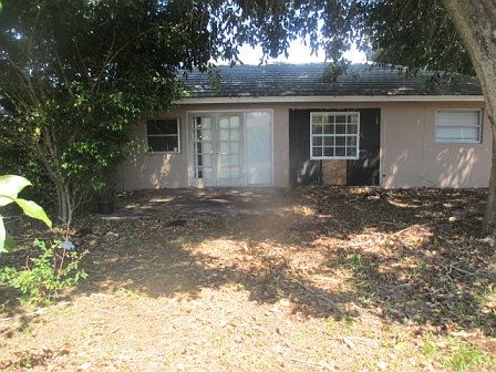 3rd image of 19307 W Indies Ln