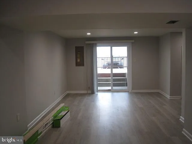 110 Villa Capri Cir — Photo 24