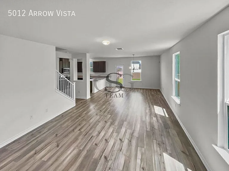 5012 Arrow Vis — Photo 3